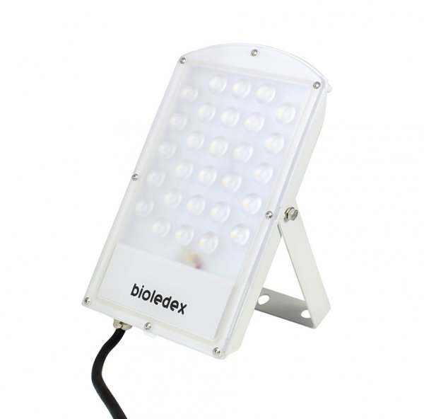 Bioledex ASTIR LED Fluter 30W 70- 2550Lm 4000K weiss